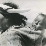 Indígena de la Sierra Taraumara. Fotografía tomada en 1935 por Gustavo Casasola Zapata | Colección Gustavo Casasola