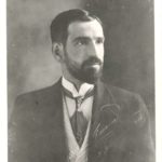 Retrato de Roque González Garza | Inscripción manuscrita: "R. González Garza (rúbrica). México, D. F. mayo de 1915". | Universidad Panamericana. Archivo Roque González Garza. Fondo gráfico. Colección de Fotografía